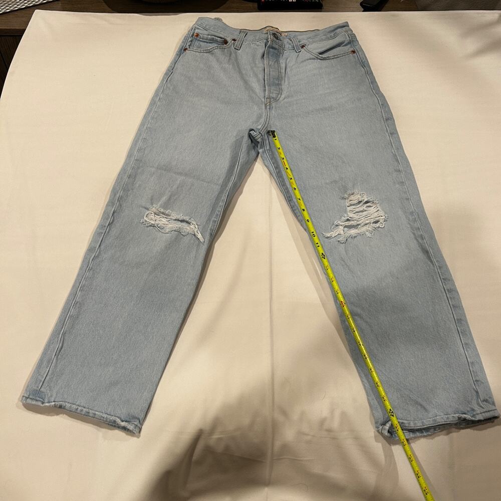 Levis Ribcage Straight Ankle Jeans Light Wash Size 31 Button Fly